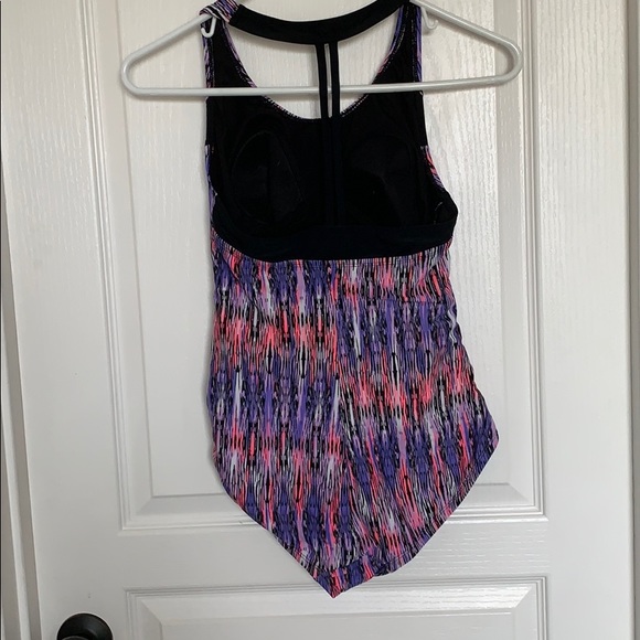 One piece swimsuit - Picture 2 of 2